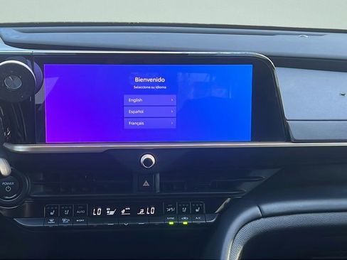 Certified 2025 Toyota Crown AWD/4WD image 13