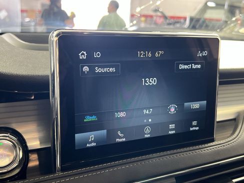 Used 2022 Lincoln Corsair AWD w/ Equipment Group 101A image 16