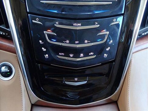 Used 2016 Cadillac Escalade ESV Platinum image 23