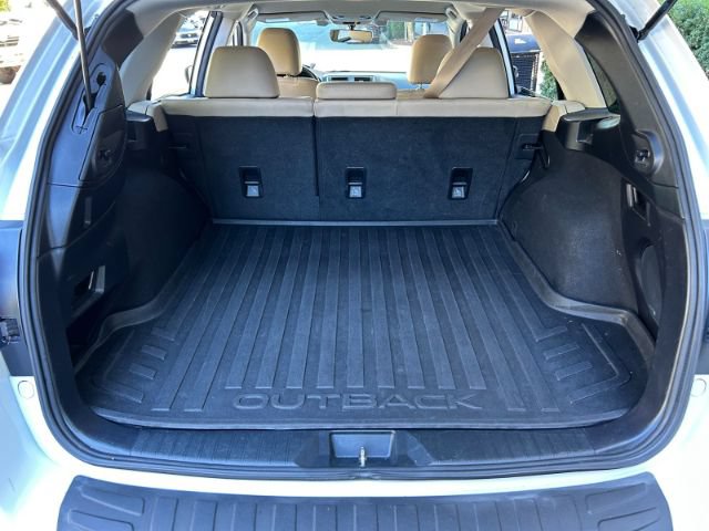 Used 2019 Subaru Outback 2.5i Limited AWD/4WD image 29