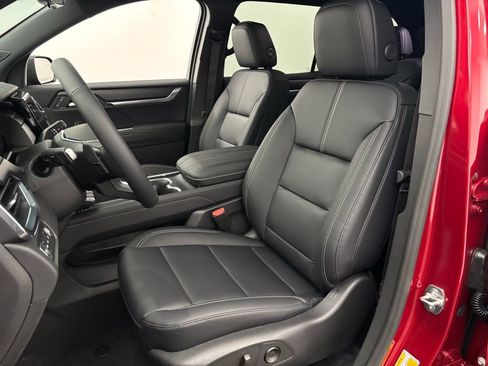 New 2026 GMC Acadia Elevation w/ Elevation Premium Package AWD/4WD image 20