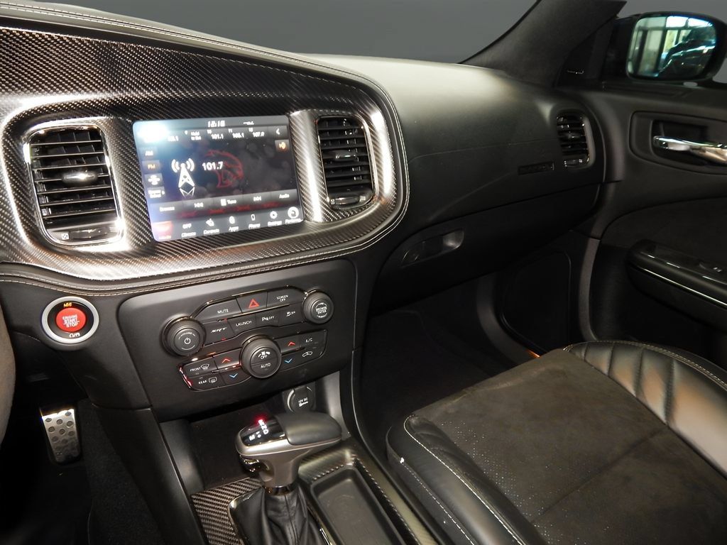 Used 2022 Dodge Charger SRT Hellcat w/ Carbon/Suede Interior Package RWD image 17