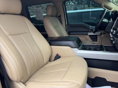 Used 2020 Ford F250 Lariat w/ Lariat Ultimate Package AWD/4WD image 29
