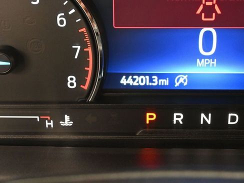 Used 2024 Ford Explorer XLT w/ Equipment Group 202A AWD/4WD image 42