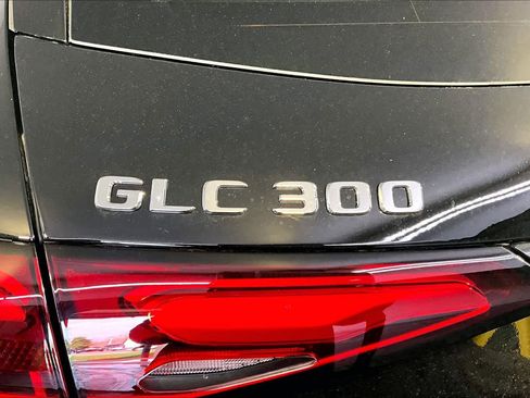 New 2026 Mercedes-Benz GLC 300 4MATIC image 6