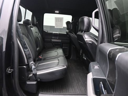 Used 2019 Ford F150 Platinum w/ Equipment Group 701A Luxury image 11