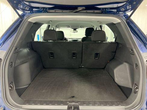 Used 2022 Chevrolet Equinox LS image 23