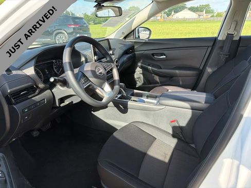 Certified 2025 Nissan Sentra SV FWD image 10