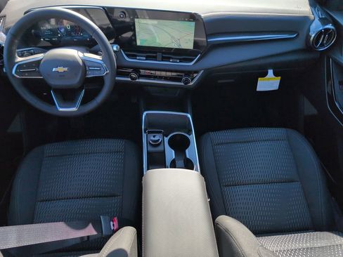 New 2026 Chevrolet Equinox LT w/ Safety and Technology Package image 30