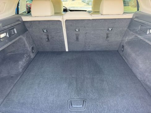 Used 2023 Buick Envision Essence image 29