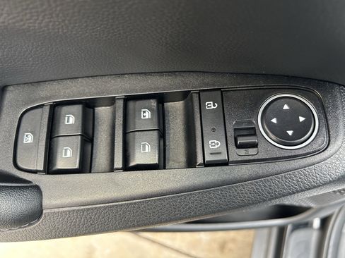 Used 2023 Kia Seltos S image 15