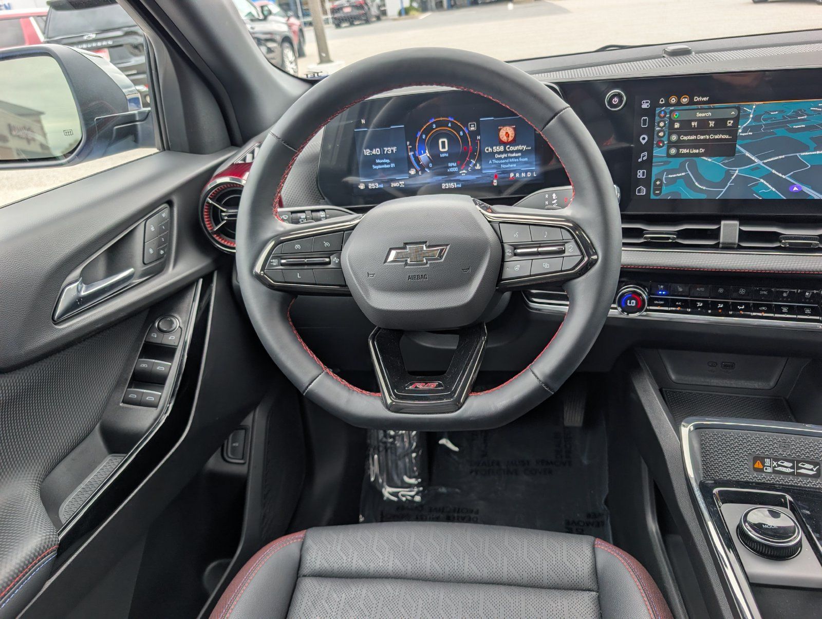 Used 2025 Chevrolet Equinox RS w/ Safety and Technology Package AWD/4WD image 19