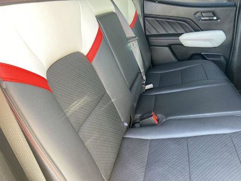 Used 2024 GMC Canyon AT4X image 22