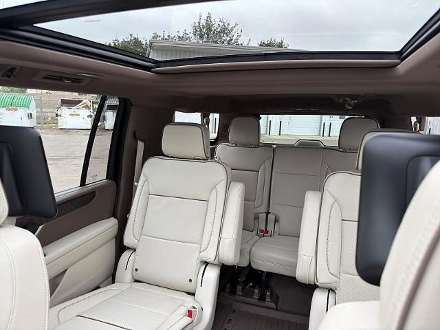 Used 2026 GMC Yukon XL Denali w/ Denali Reserve Package AWD/4WD image 40
