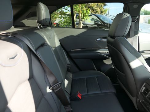 Certified 2024 Cadillac XT4 Sport image 24