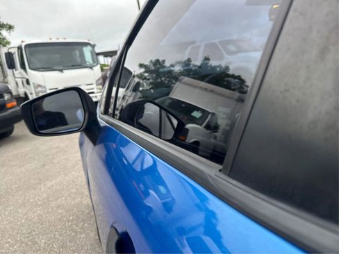 Used 2020 Nissan Versa S FWD image 24