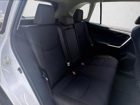 Used 2023 Toyota RAV4 LE AWD/4WD image 29