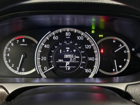 Used 2015 Honda Accord EX-L image 16