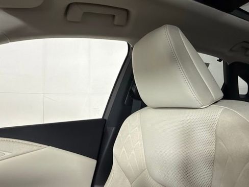 New 2026 Lexus RX 450h AWD image 21