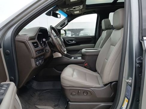 Certified 2022 Chevrolet Tahoe LT w/ LT Signature Package AWD/4WD image 13
