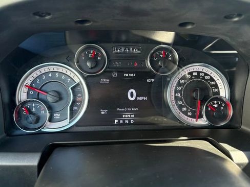 Used 2022 RAM 1500 Warlock AWD/4WD image 25