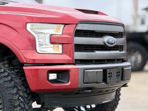 Used 2015 Ford F150 Lariat image 9