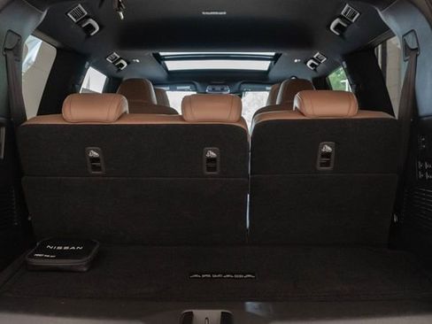 Used 2025 Nissan Armada Platinum Reserve AWD/4WD image 17
