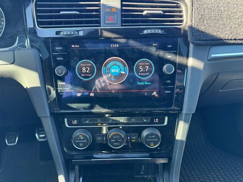 Used 2018 Volkswagen GTI Autobahn image 5