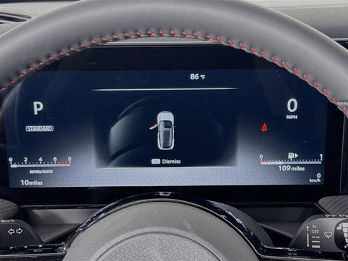 New 2026 Nissan Kicks SR FWD image 13