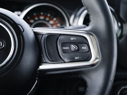 Used 2023 Jeep Wrangler Sahara image 24