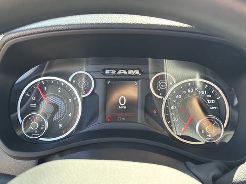 New 2026 RAM 2500 Tradesman AWD/4WD image 21