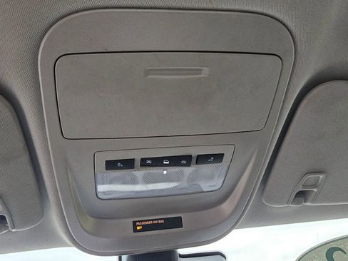 Used 2022 Chevrolet Colorado LT w/ Fleet Safety Package image 33