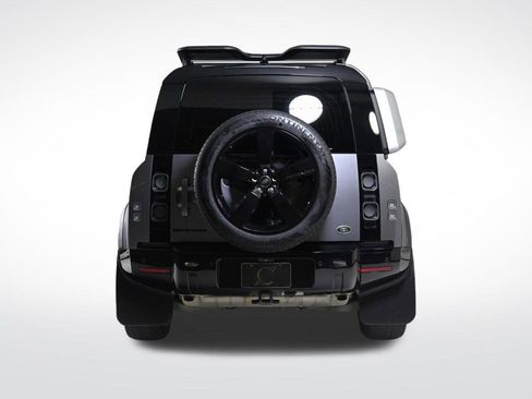 Used 2023 Land Rover Defender 110 X image 4