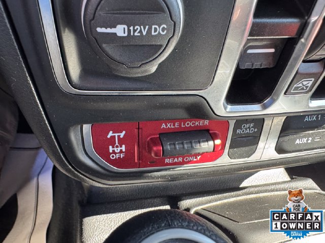 Used 2024 Jeep Gladiator Mojave w/ Technology Group AWD/4WD image 11