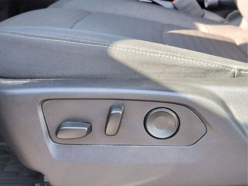 Used 2025 Chevrolet Silverado 1500 Custom w/ Turbomax Blackout Package image 14