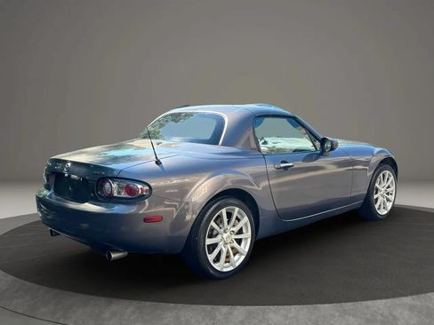 Used 2007 MAZDA MX-5 Miata Touring w/ Suspension Pkg RWD image 6
