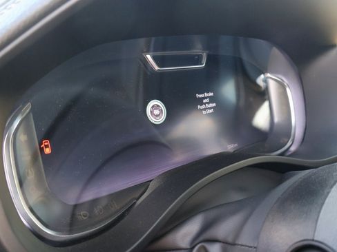 Used 2025 RAM 1500 Laramie w/ Night Edition image 19