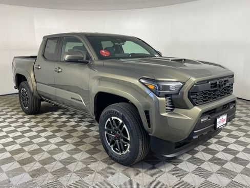 New 2026 Toyota Tacoma TRD Sport AWD/4WD image 10