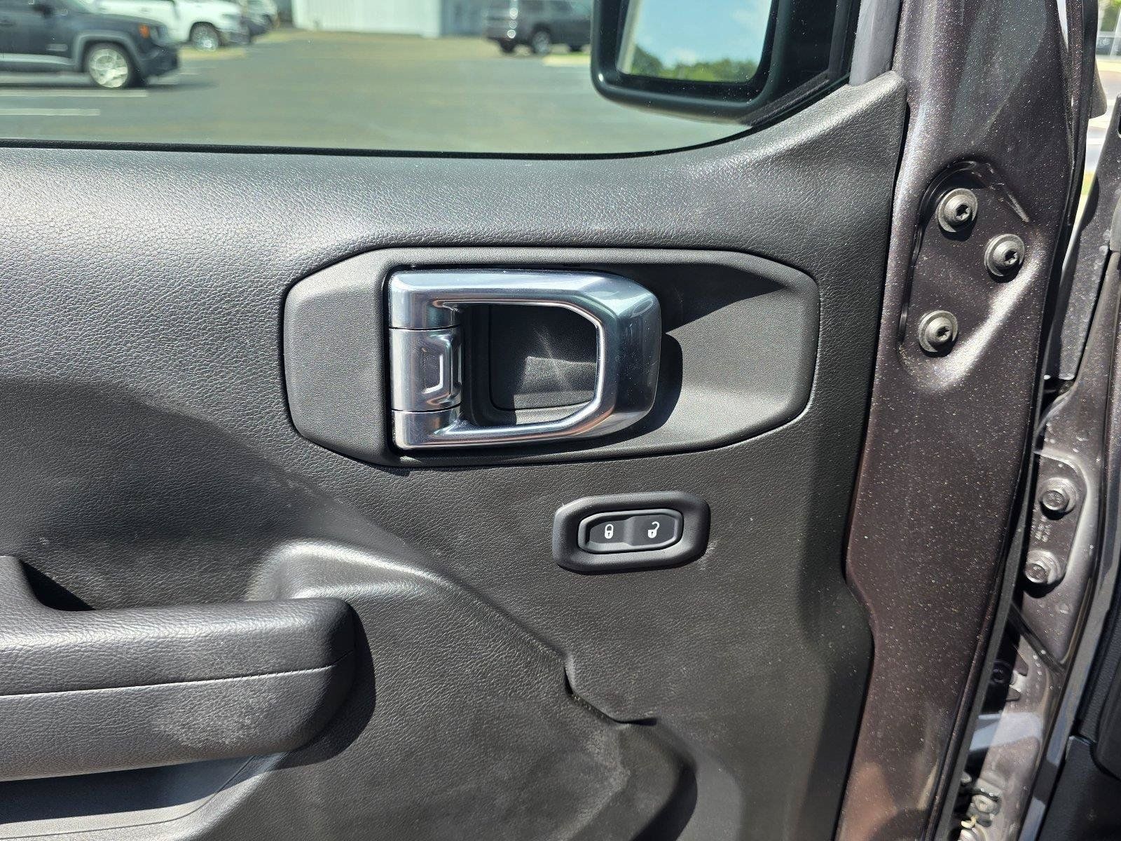Used 2026 Jeep Wrangler Unlimited Sport AWD/4WD image 13