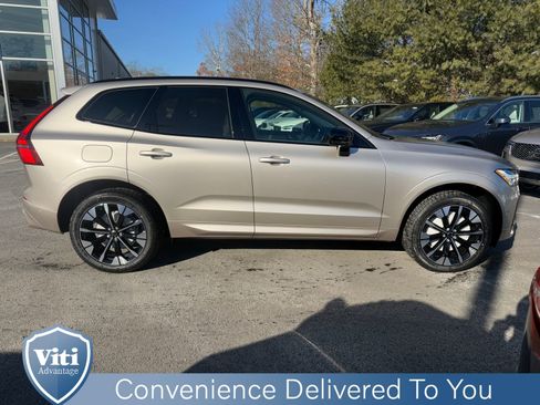 New 2026 Volvo XC60 B5 Ultra w/ Protection Package Premier image 9