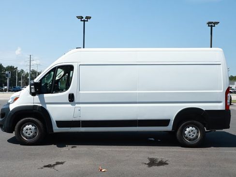 Used 2023 RAM ProMaster 3500 FWD image 11