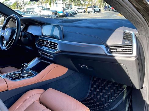 Certified 2023 BMW X6 xDrive40i w/ Premium Package image 18