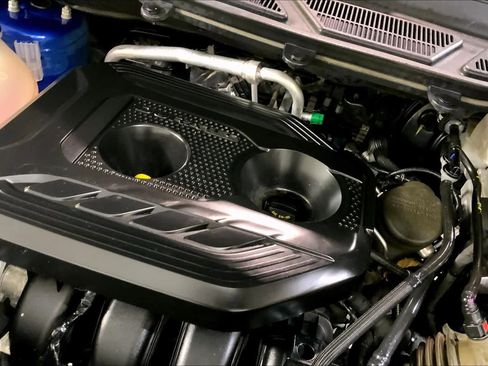 Used 2019 Ford EcoSport SE image 32