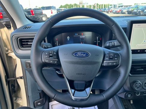 New 2025 Ford Maverick Lariat w/ Black Appearance Package image 19