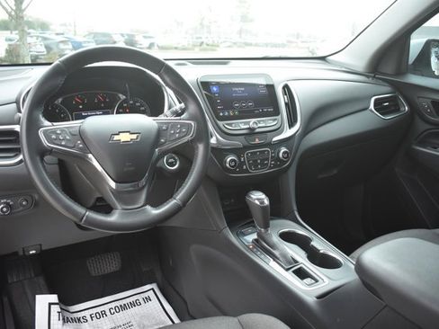 Used 2020 Chevrolet Equinox LT image 19