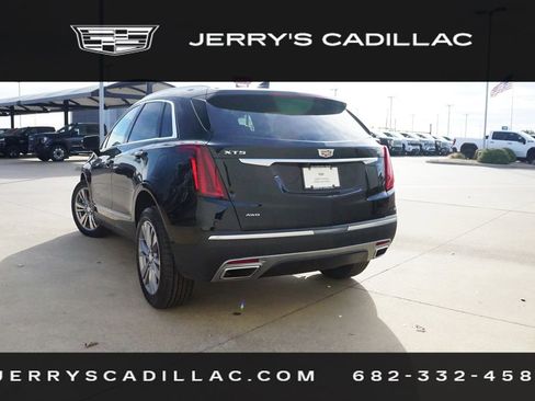 Certified 2025 Cadillac XT5 Premium Luxury image 4