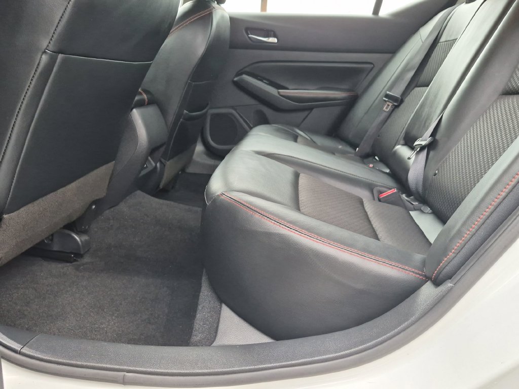 Used 2024 Nissan Altima 2.5 SR FWD image 21