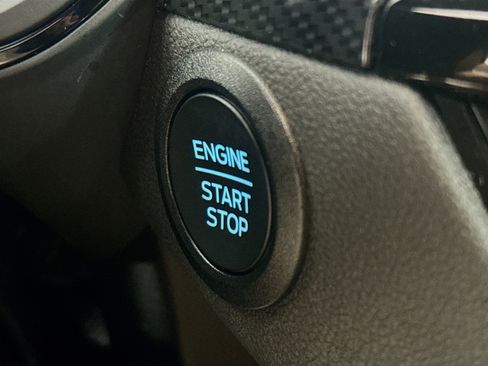 Used 2025 Ford Escape ST-Line image 21