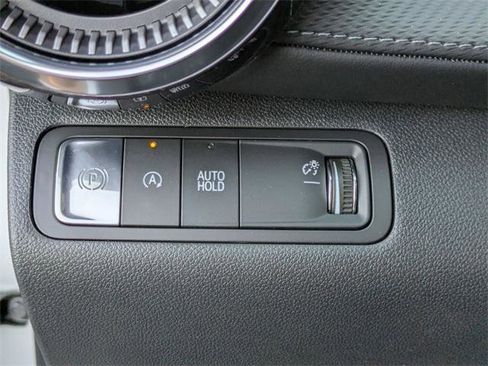 New 2026 Chevrolet Equinox LT image 13