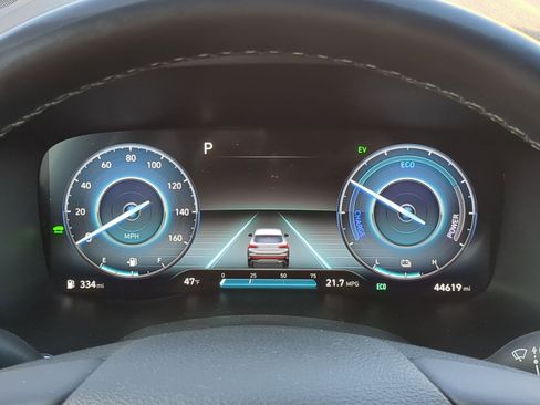 Used 2023 Hyundai Santa Fe SEL Premium image 23